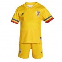 Camiseta Rumania Primera Equipación Replica Eurocopa 2024 para niños mangas cortas (+ Pantalones cortos)